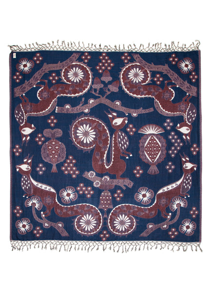 Squirrel shawl blue